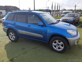 Toyota RAV4 - 9