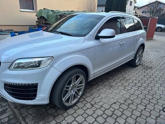 Audi Q7 v12 - 9