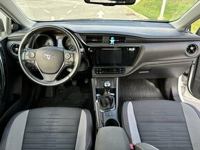 Toyota Auris - 9