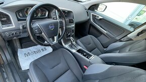 Volvo XC60 D4 2.0L Drive-E Momentum Geartronic - 9