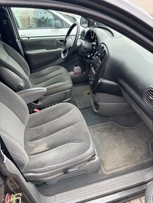 Chrysler Grand Voyager 3.3 V6 - 9