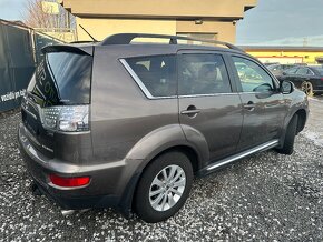 Mitsubishi Outlander 2.2 DI-D TC-SST Intense AUTOMAT 4X4 - 9