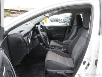 Toyota Auris 1.6 l D-4D S S Executive - 9