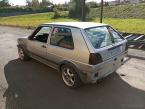 Volkswagen Golf mk2 - 9