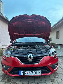 Renault Megane - 9