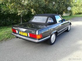 Mercedes-Benz 500 SL 1985r. R107 2+2 - 9