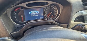 Ford S-MAX - 9