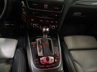 AUDI SQ5 - 9