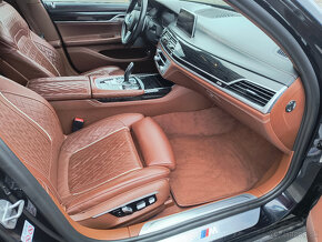 BMW 750 XDL M SPORT/NAT.ZAD.NÁPRAVA/NOVÉ TURBA/HEAD-UP/SOFT - 9