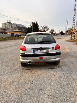 Peugeot 206 - 9