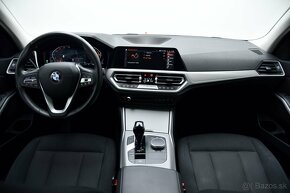 rad 3 sedan 320d mHEV xDrive A/T, Full LED, VirtualCockpit - 9