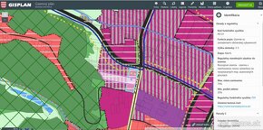 Predaj stavebného pozemku 10060 m² priamo v meste Banská Bys - 9