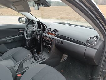 Mazda 3 1,4i klima Nové v ČR 2008 - 9