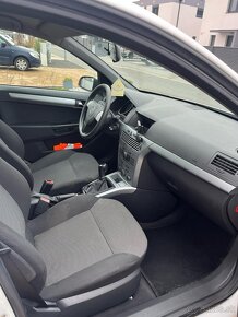 Opel Astra A-H 1.6 - 9