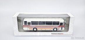 Ikarus 256, bielo/červený, "Kraftverkehr Zittau",mierka 1:43 - 9