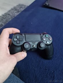 Predám PS4 1TB + hry a príslušenstvo - 9