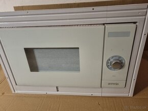 NOVA VSTAVANA MIKROVLNÁ RÚRA GORENJE BM235SYW - 9