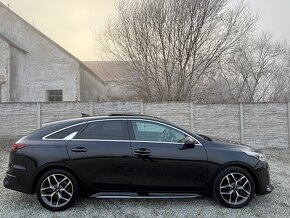 Kia ProCeed 1.6 CRDi SCR GT-Line A7 DCT v záruke - 9