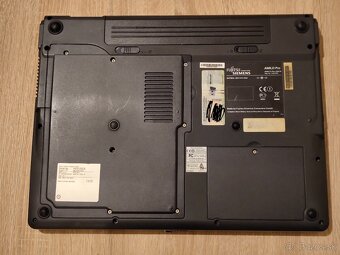 Fujitsu-Siemens Amilo Pro V3515 - 9