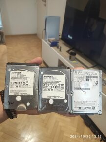 Predám 3x HDD    1TB  a  2x 320GB - 9