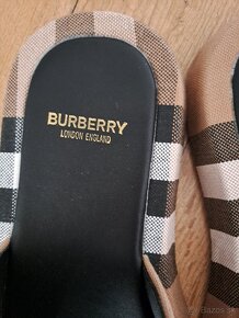 Nové topánky,  šľapky Burberry - 9