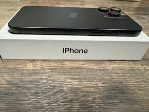 Apple iPhone 15 Pro Max 256Gb Black Titanium - TOP cena - 9