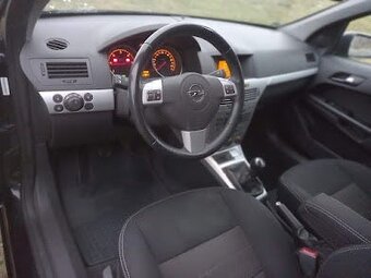 OPEL ASTRA  H  1.9 cdti - 9