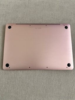 MacBook 12" Rose Gold + Apple myš - 9