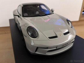 1:12 Porsche 911 (992) GT3 Touring - GT-Spirit Limited - 9