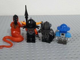 70326 LEGO Nexo Knights The Black Knight Mech - 9