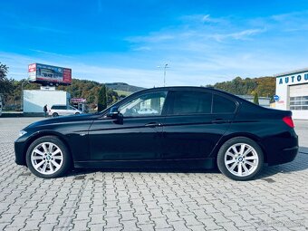 BMW 318 xdrive 11/2013 - 9