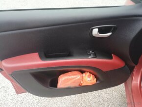 Hyundai i10 1.1i Comfort - 9