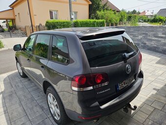 Volkswagen Touareg 2,5 TDI 128 kW - 9