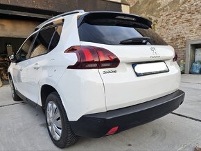 Peugeot 2008 - 9