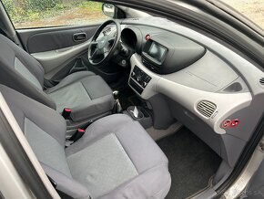 Nissan Almera Tino 1.8 Acenta - 9