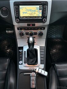 Volkswagen Passat Alltrack B7 2.0tdi 4x4 keyless DCC - 9