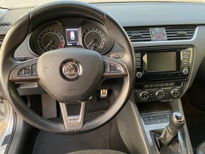 Škoda Octavia Scout 2.0 TDi 110kw M6 - 9