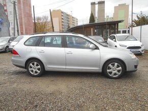 Volkswagen Golf 1.9 TDI TOP STAV - 9