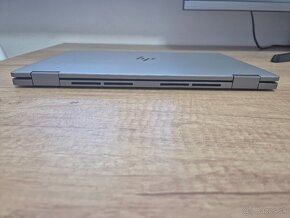 HP Chromebook X360 /i3-10110U/8GB RAM/FHD dotykový IPS/64GB - 9