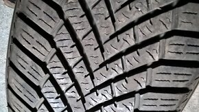 ZIMNÉ 195/65 R15 91T dezén cca 6-6,5 mm UŽ OD 19,99 €/kus - 9