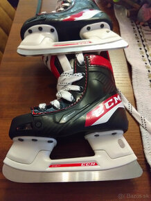 CCM Jetspeed YT Regular veľkosť eur 25 - 9