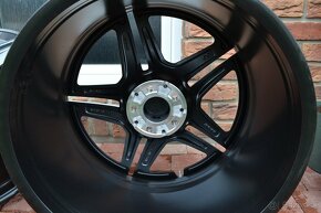 5x112 R21 Hlinikove disky Original Mercedes GLS X167 AMG - 9