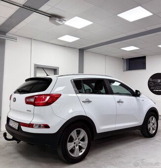 Kia Sportage 2.0CRDI 110Kw 4x4 - 9