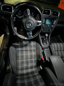 Volkswagen Golf 6 2.0TDI GTD - 9