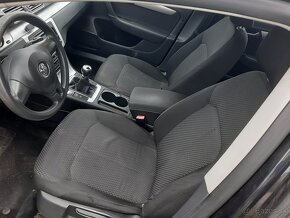 VW Passat B7 1.6 TDI 77kw Kombi Klima .,Model 2011 Nová Stk - 9