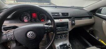 Volkswagen passat B6 2.0TDI Sportline - 9