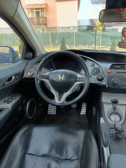 Honda Civic 8g 2.2 i-CTDi 103kw Executive UFO - 9