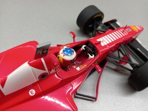 F1 FERRARI F310B MICHAEL SCHUMACHER MINICHAMPS 1:18 - 9