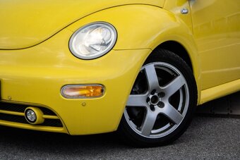 Volkswagen Beetle New 1.8T 110 kW A/T 5 - 9