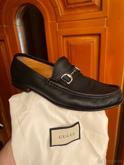 ROZPREDAJ LUXUSNÝCH VECÍ- L&V,Loboutin,Gucci… - 9